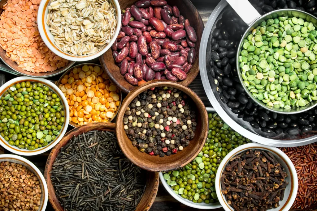 Clínica del Crecimiento | consejos para una alimentación saludable,crecimiento,comida saludable,alimentación saludable Plato de lentejas con arroz como fuente de proteínas vegetales
