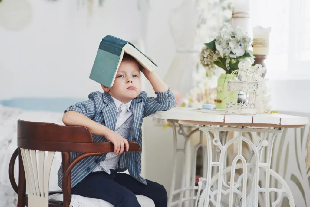 Niña en terapia conductual – tratamiento del tdah- clinica del crecimiento